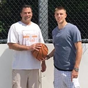 Meet your Posher, Angelo